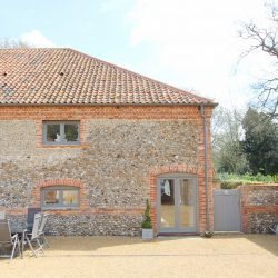 Brewers Barn Blakeney Cottage Company